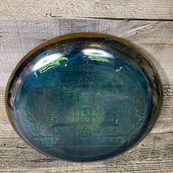 Vintage Indiana Glass Co Glass Plate Iridescent Carnival Independence Hall Blue - Picture 8 of 10